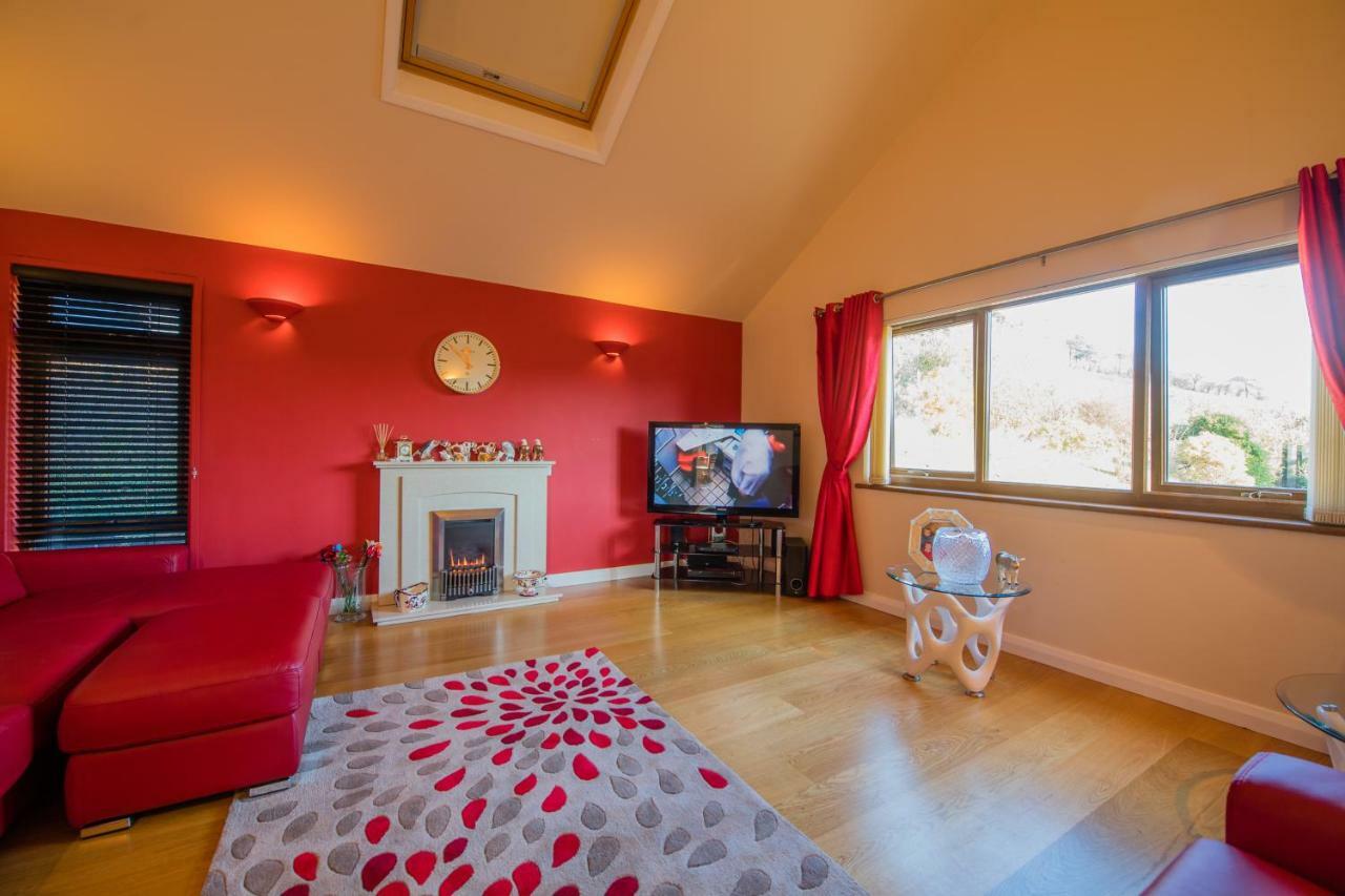 Bed and Breakfast Y Grange Llanfihangel-y-Creuddyn Экстерьер фото