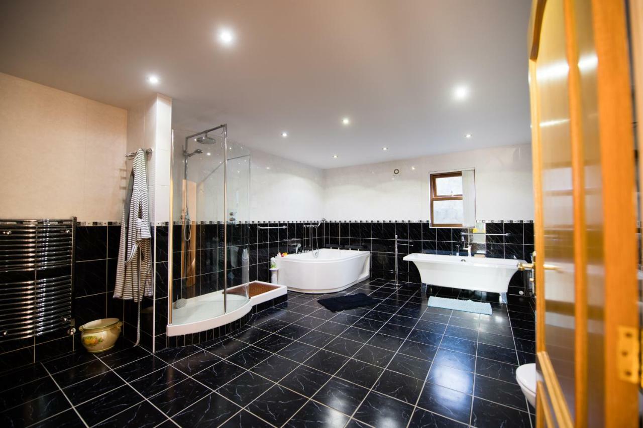 Bed and Breakfast Y Grange Llanfihangel-y-Creuddyn Экстерьер фото