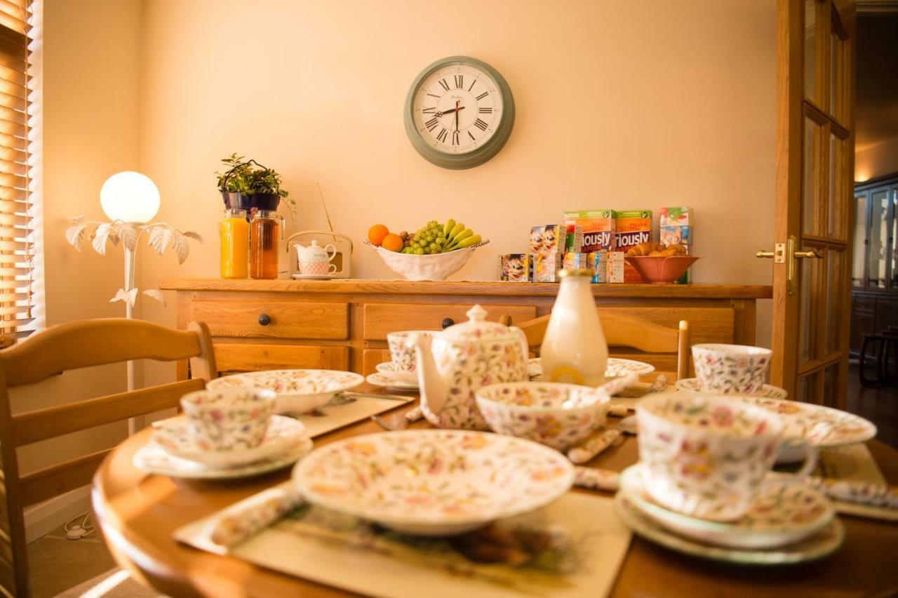 Bed and Breakfast Y Grange Llanfihangel-y-Creuddyn Экстерьер фото