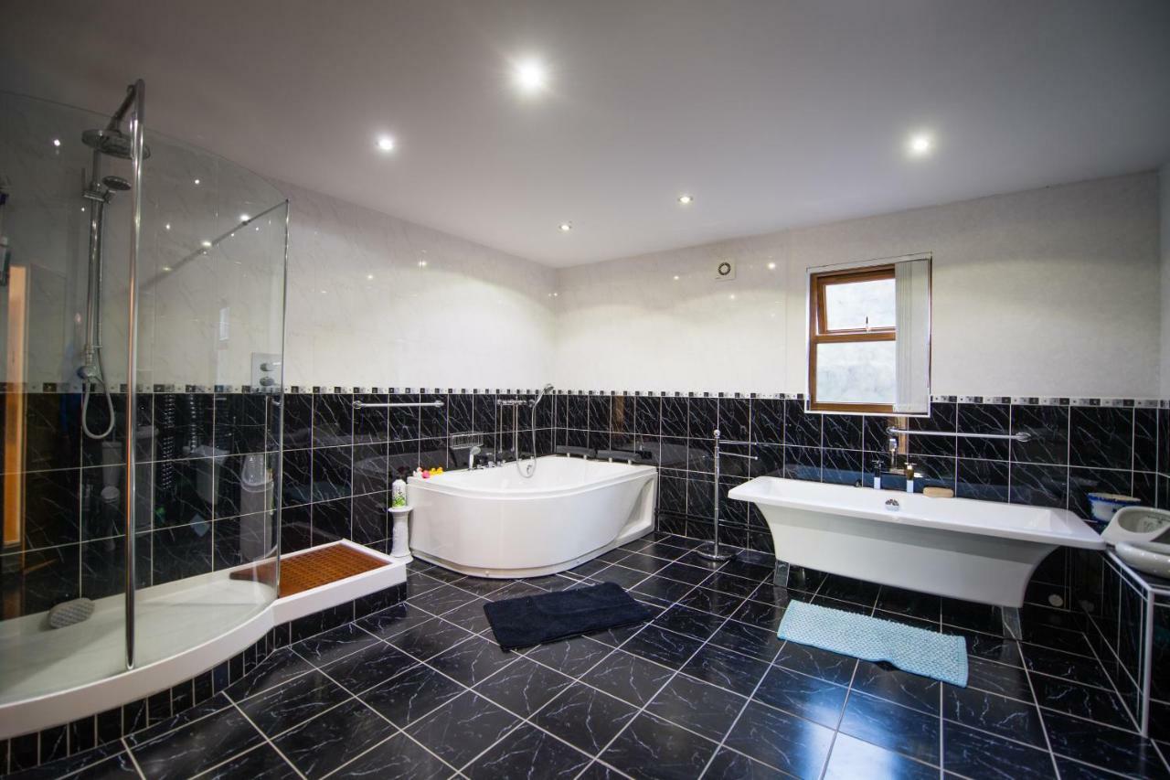 Bed and Breakfast Y Grange Llanfihangel-y-Creuddyn Экстерьер фото