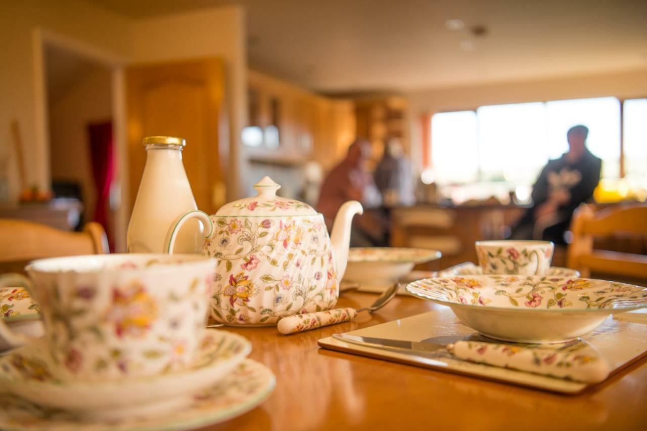 Bed and Breakfast Y Grange Llanfihangel-y-Creuddyn Экстерьер фото