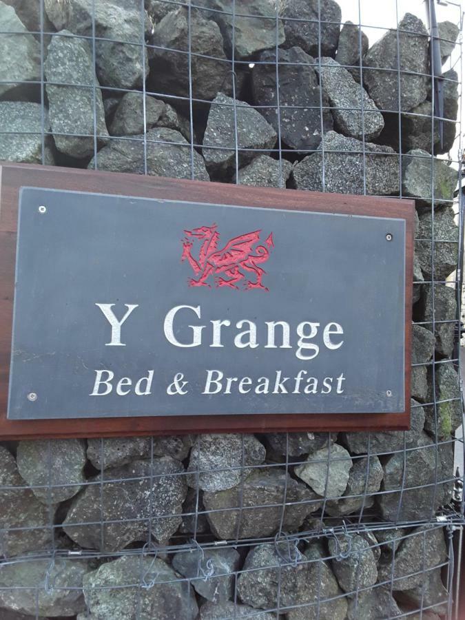 Bed and Breakfast Y Grange Llanfihangel-y-Creuddyn Экстерьер фото
